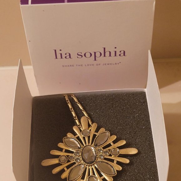 Lia Sophia Neclace - Picture 3 of 3